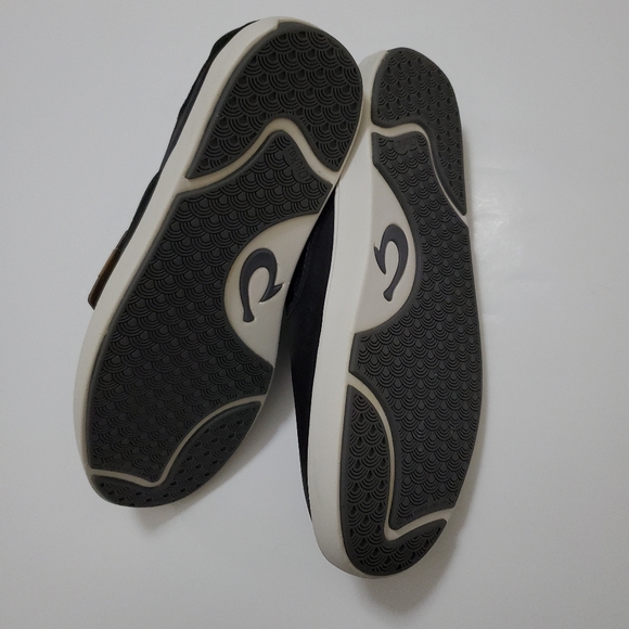 New OLUKAI LAE'AHI 'ILI Black Lava Slip On Sneakers  Leather - Picture 8 of 9